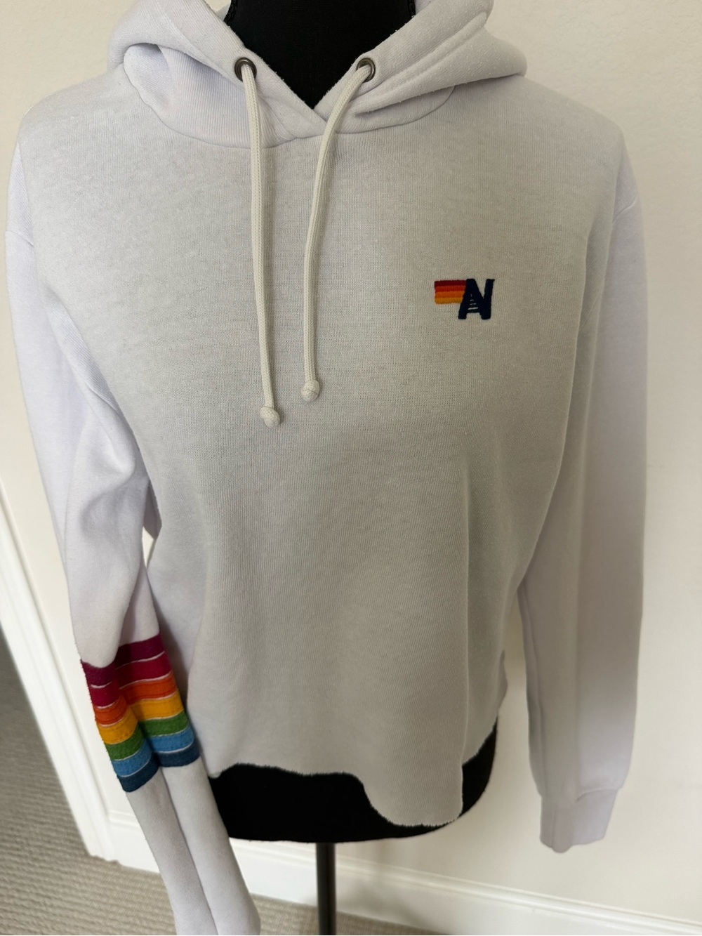 🌈Aviator Nation White Cropped Rainbow Stripe Pullover Hoodie Size Medium - Picture 7 of 8